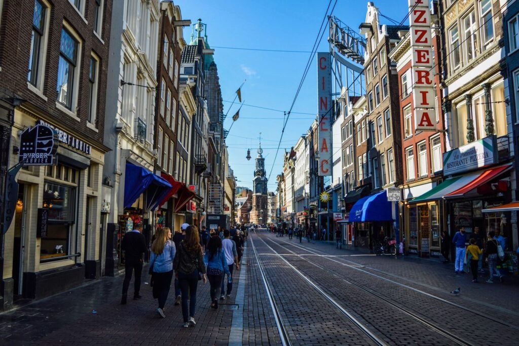 Winkelen buiten het centrum, de wijkwinkelcentra van Apeldoorn